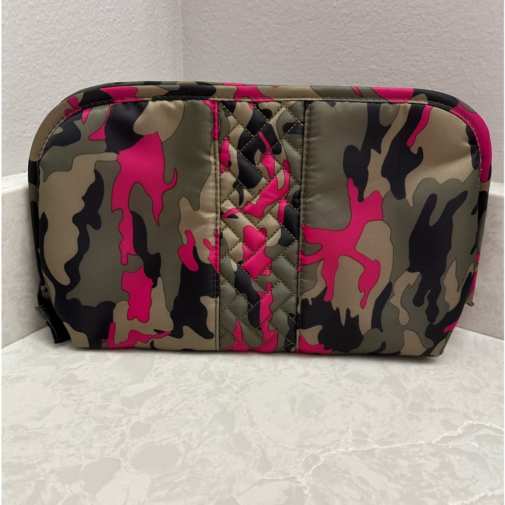 LUG Flash in Camo Orchid.
